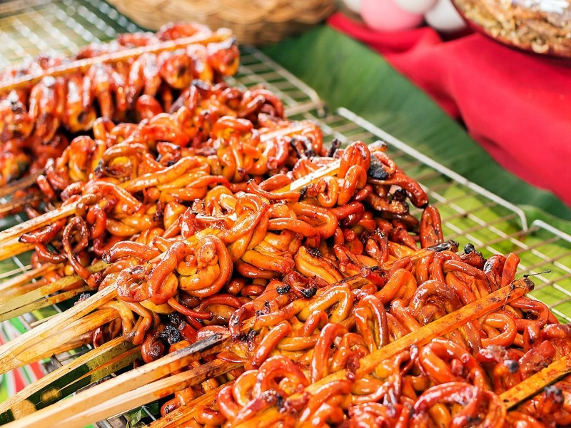 long nuong isaw